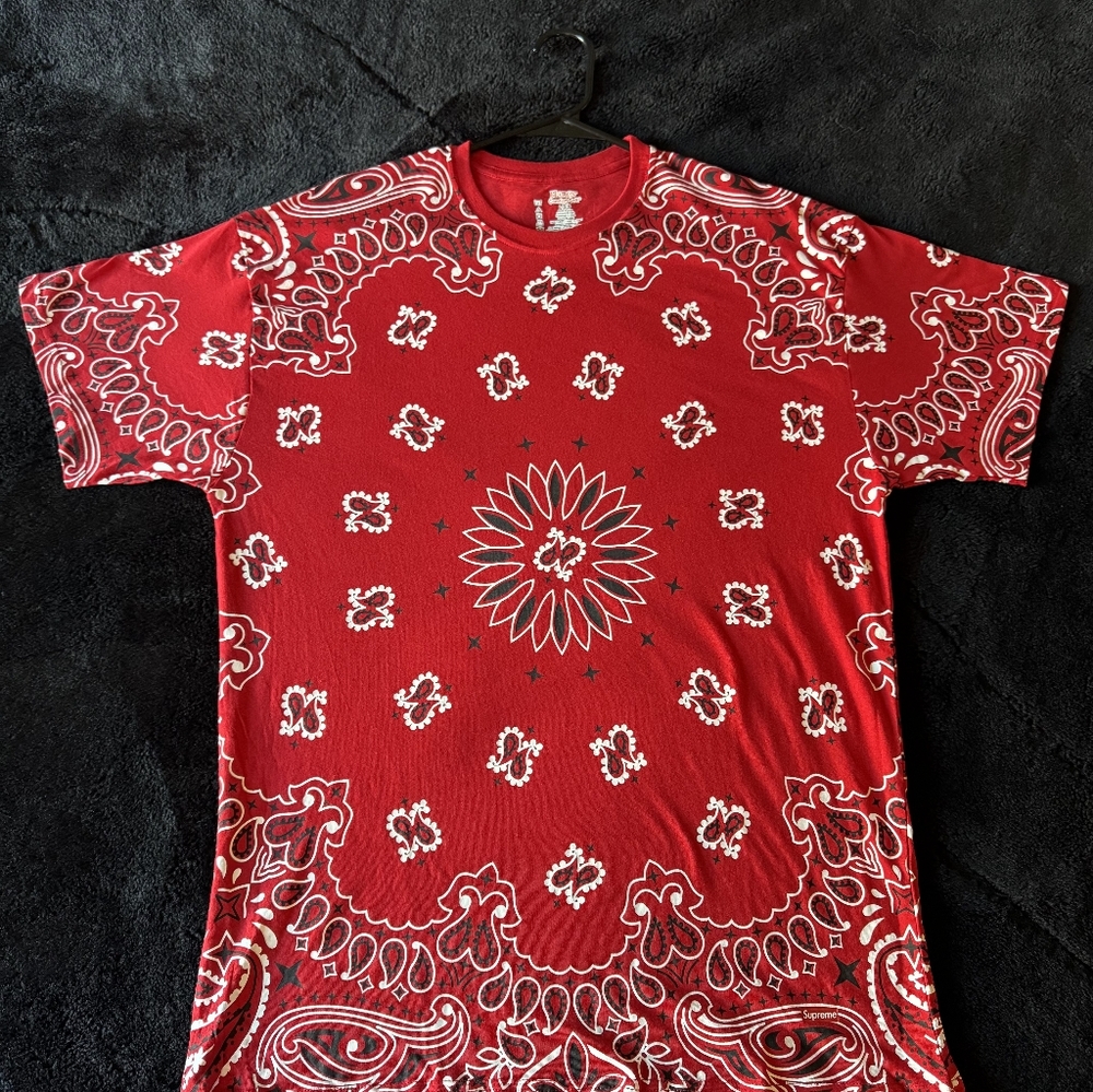 Red Bandana Supreme Men's Shirt 2 Pack (Never Worn)